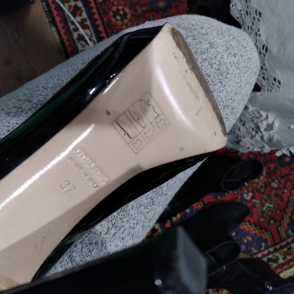 MIU MIU Black Patent Leather Peep-toe Platform Stiletto Heels, size 37 - Picture 7 of 7